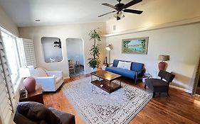 Cozy Family Hideaway, Sleeps 8, 4 Tv'S Yard, Shops
